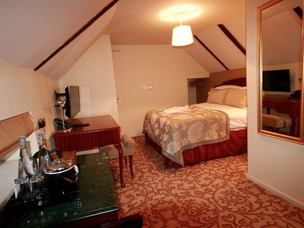 Colchester Boutique Hotel Exterior photo